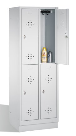 Šatňová skriňa kovová půlená na sokliCP 8320-20 - 1