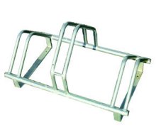 Stojan na bicykle "Strecha" 6018