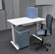 Kancelársky stôl s kontajnerom a stoličkou EO18_HDT_Matrix