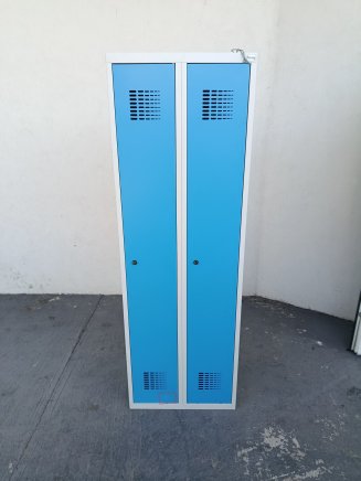 Šatňová skriňa kovová Sum 320 W šírka 600 mm