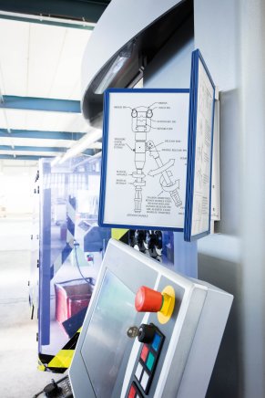 Magnetický držiak VARIO MAGNET WALL 5 - 9