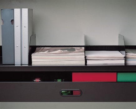 Polica s možnosťou rozdelníkov BIC10SSPDPS