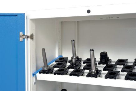 Skriňa pre NC nástroje s hliníkovou roletou 02.289.01/3A s výbavou - 1