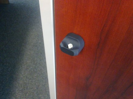 Šatňová skriňa s lamino dverami BAS 33AL - 3