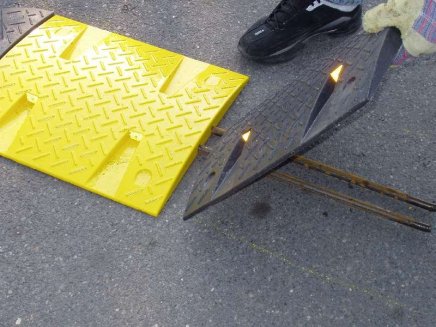 Oceľové výstuhy pre spomaľovací prah 30  km/h - 5