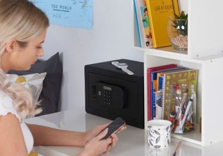 Nábytkový sejf Yale High Security Compact YSEB/200/EB - 8