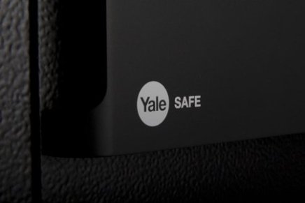 Nábytkový trezor Yale YL200STAND-E - 5