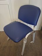Konferenčná stolička ISO chrom - modrá koženka