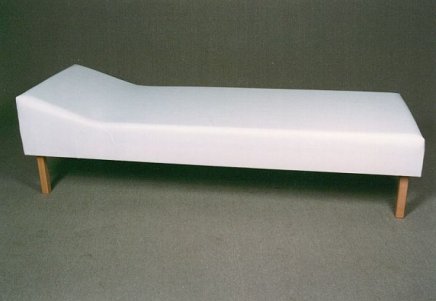 Drevené vyšetrovacie lehátko 47830