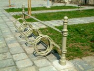 Stojan na 3 bicykle - s kruhmi