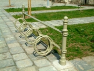 Stojan na 3 bicykle - s kruhmi