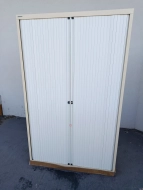 Policová roletová skriňa Bisley ET412/19/4S