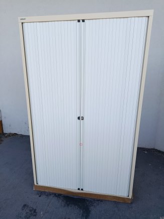 Policová roletová skriňa Bisley ET412/19/4S