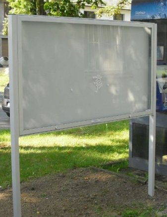 Jednokrídlová vitrína obojstranná DL120, hĺbka 120 mm (7 modelov) - 4