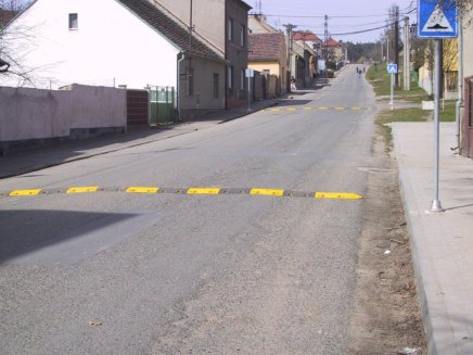 Spomaľovací prah koncový 10 km/h farebný - 5