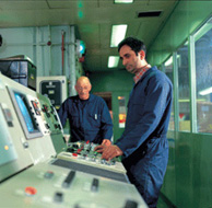 kovový nábytok Bisley - kartotéky, registračné skrine, šatňové skrine, výkresové skrine, stolové kontajnery, závesné kapsy, posuvné regály, zásuvkové skrinky