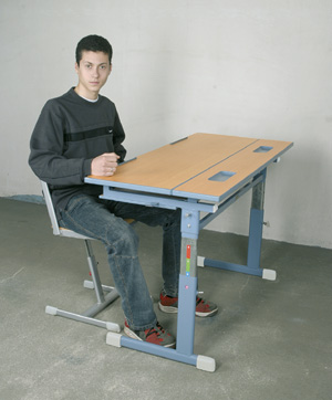 školský nábytok, školské lavice, žiakovské a učiteľské stoly a stoličky, školské tabuľe
